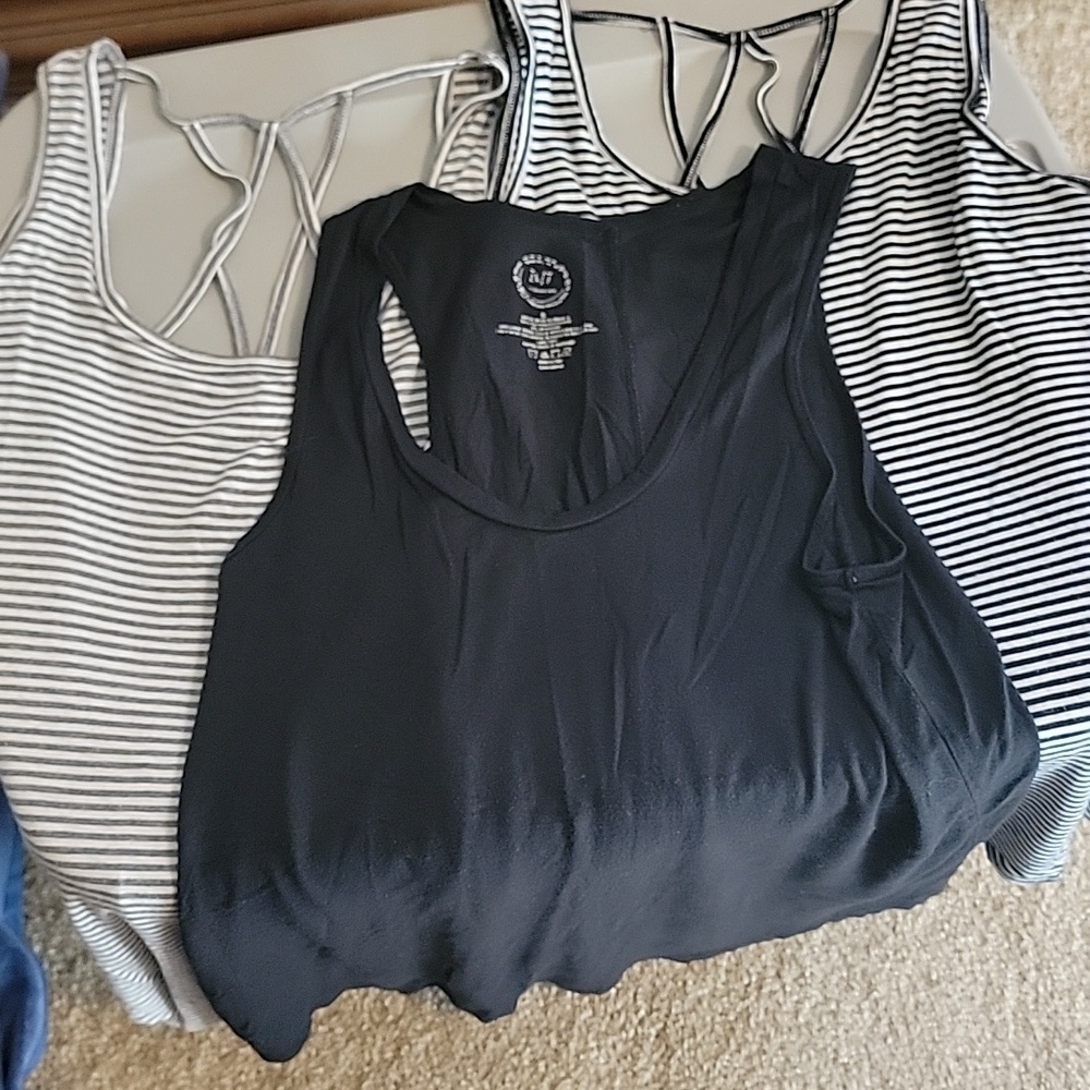 Maurices Tank Tops (3)